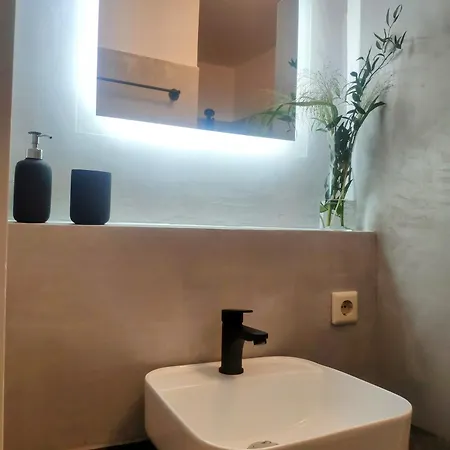 Zentrale In Der Stadt Daire *